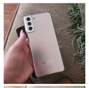 Samsung Smartphone with Black and Silver Finish